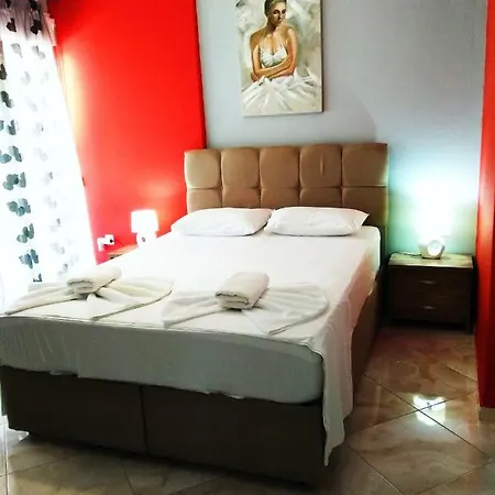Iro Apartment Néa Péramos Buitenkant foto
