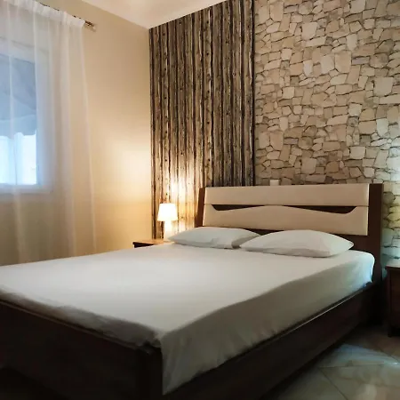 Iro Apartment Néa Péramos Buitenkant foto